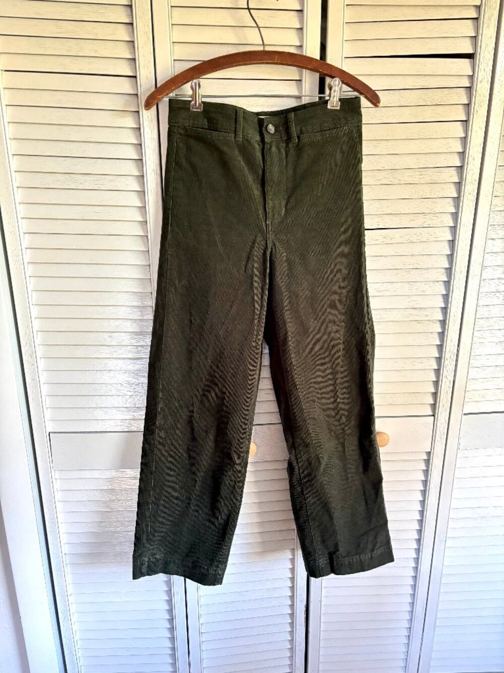 Everlane Sailor Pant in Corduroy Dark Green Size 4